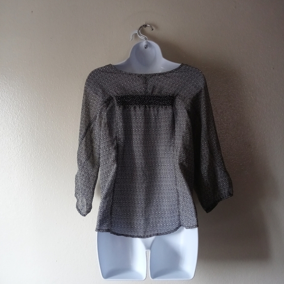 American Eagle Outfitters Women's 3/4 Sleeves Sheer Blouse. Size S. - Picture 2 of 10